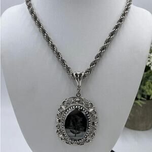 Whiting Davis Vintage Large Black Glass Intaglio Lily Victorian Mirror‎ Necklace